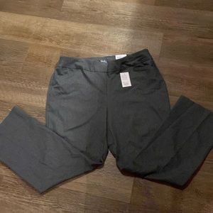 NWT  women, Croft &  Barrow  the effortless stretch pants.  Boot cut